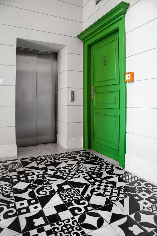 Househost Apartment :Zacisze Street Kraków Exteriör bild